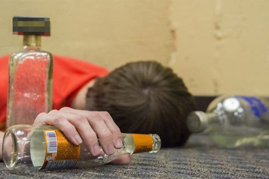 Làm thế nào để phòng tránh ngộ độc rượu?