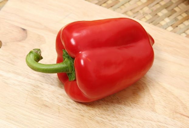 Mua ớt chuông chọn quả 3 rãnh hay 4 rãnh thì ngon: Chỉ bạn cách chọn chuẩn, nhiều người chưa biết