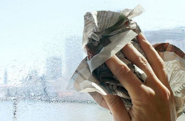 Cửa sổ bằng kính rất nhanh bẩn, chỉ bạn mẹo nhỏ giúp làm sạch từ trong ra ngoài