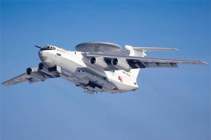 Tầm quan trọng của máy bay AWACS đối với bất cứ không quân quốc gia nào cũng là rất lớn, nhưng lực lượng hàng không vũ trụ Nga chỉ có một phi đội với quy mô rất hạn chế với vài chiếc A-50U và A-100 vẫn còn 