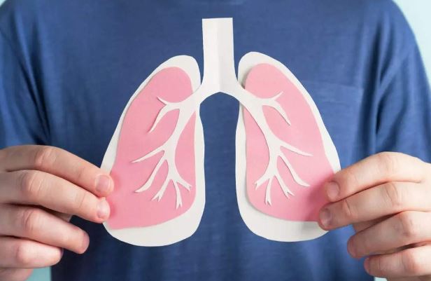 Khi phổi suy yếu, cơ thể thường xuất hiện 10 dấu hiệu bất thường, rất dễ bị bỏ qua