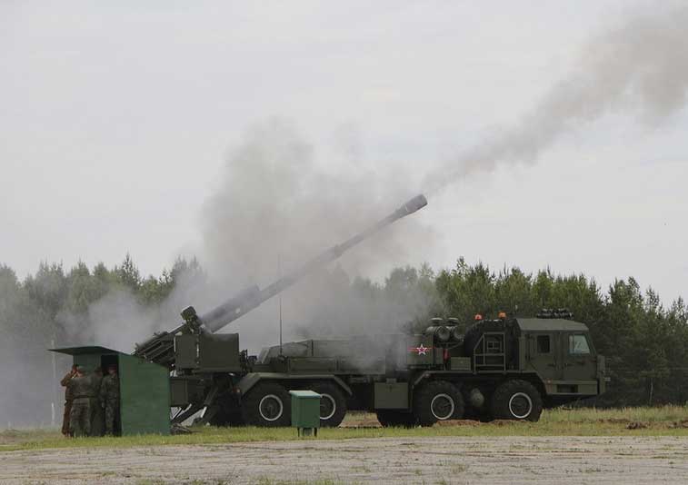 Pháo tự hành 2S43 Malva độc đáo sắp trực chiến