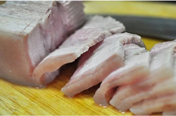 Muốn thịt lợn tự đào thải độc tố ra ngoài cứ làm theo cách này, đảm bảo thịt sạch, ăn uống yên tâm