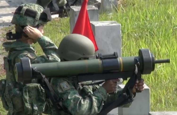 CLIP: RGW-90 Matador - Uy lực súng phóng lựu không giật