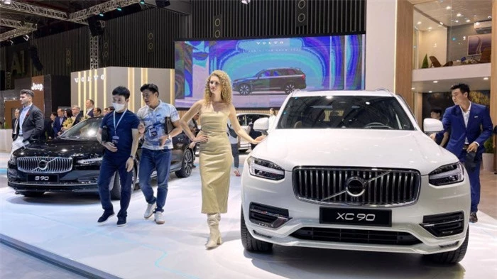 volvo việt nam hỗ trợ lệ phí trước bạ cho khách mua xe