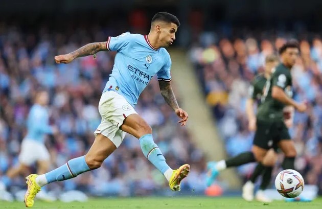 Man City chốt bán Cancelo với giá rẻ bất ngờ