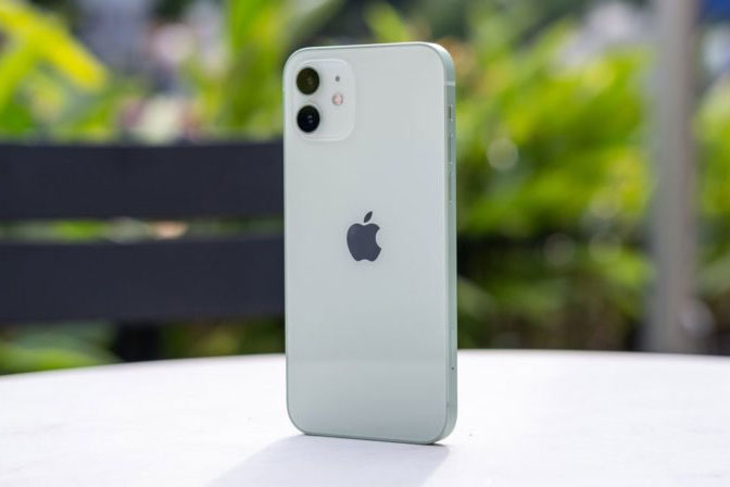 iPhone 12 bất ngờ giảm kỷ lục tới 12 triệu đồng, rẻ chưa từng có trong lịch sử