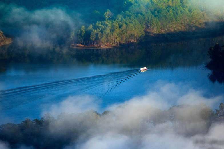 “Mục sở thị” hồ nước đẹp hàng đầu tại miền Nam Việt Nam