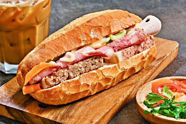 Bánh mỳ ngon miệng nhưng 3 nhóm người không nên ăn