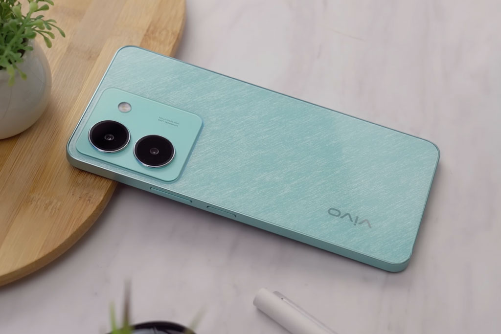 Smartphone chống nước, RAM 8 GB, sạc 44W, giá 5,36 triệu đồng