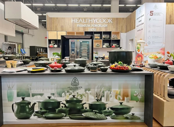 Gian hàng Sứ dưỡng sinh HealthyCook tại Ambiente 2023.