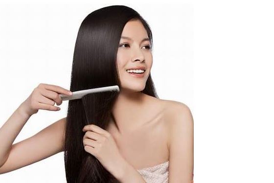 Những bí quyết phục hồi mái tóc xơ, chẻ ngọn dễ làm, đơn giản