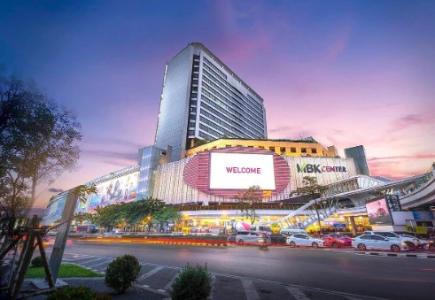 MBK Shopping Center – Là một trong những trung tâm thương mại lớn nhất châu Á.