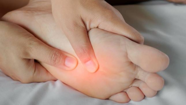 Bị tê tay chân nên bổ sung ngay các chất sau để giảm tê hiệu quả