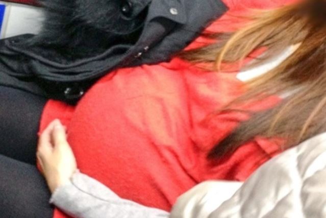 Vợ mổ đẻ sốt cả đêm, chồng nói câu ai cũng tức giận