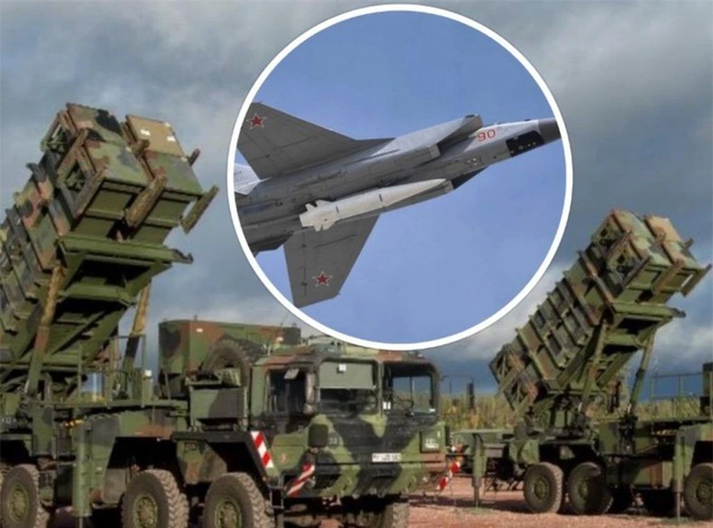 Kho dự trữ khổng lồ tên lửa Kinzhal khiến NATO báo động - Ảnh 1.