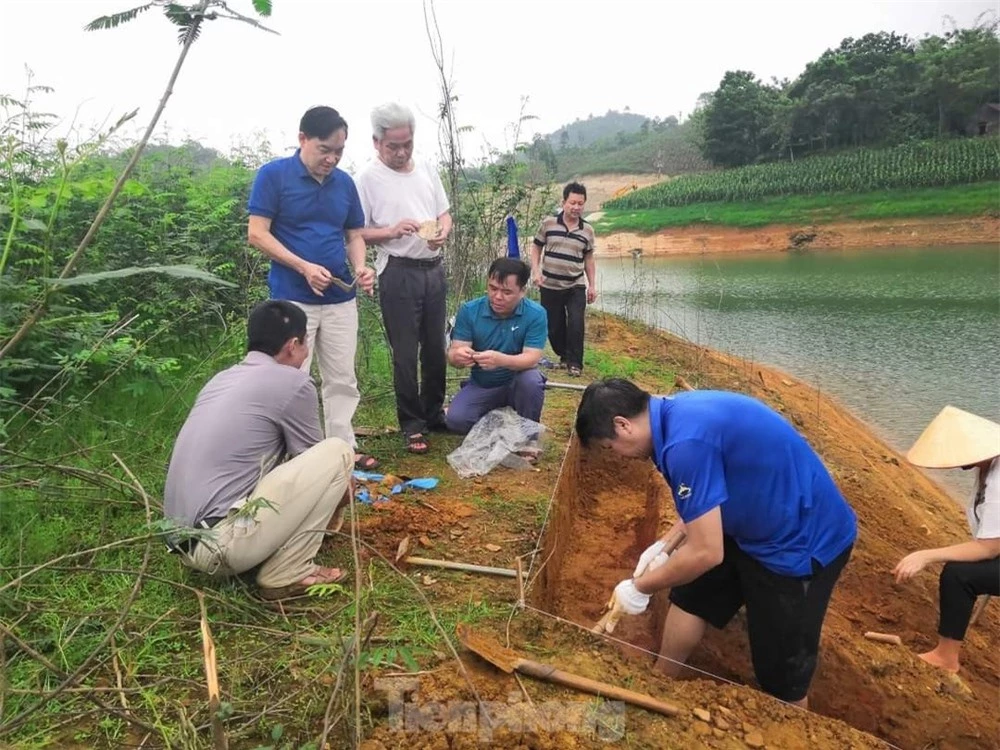 Yên Bái khai quật phế tích, phát lộ dấu tích lò nung cổ - Ảnh 9.