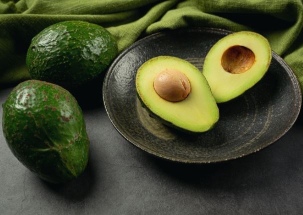 5 nhóm người không nên ăn bơ nếu không muốn gặp nguy hiểm