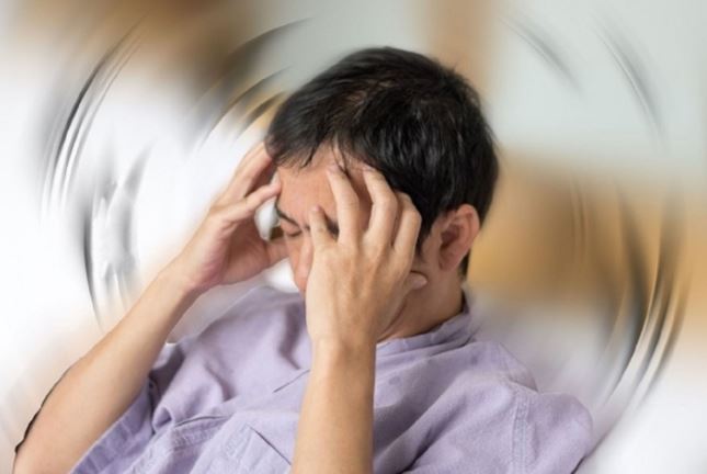 Nguyên nhân đau đầu ù tai chóng mặt