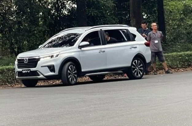 Đại lý nhận cọc Honda BR-V, giá dưới 700 triệu đồng