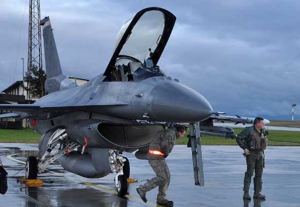 'Tiêm kích Mỹ không phải là vũ khí thần kỳ'