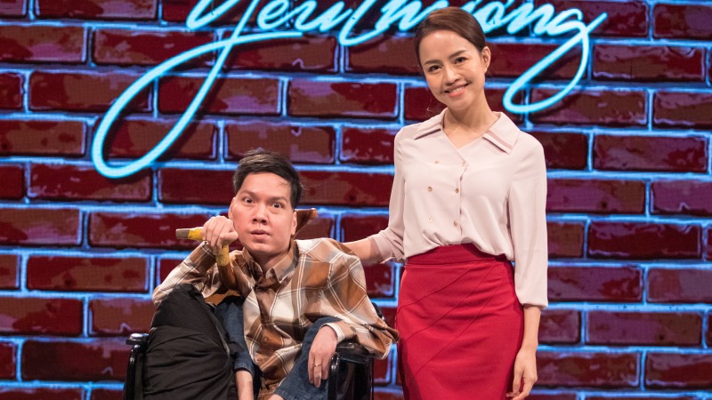 Câu chuyện thú vị về chàng thi sĩ khuyết tật yêu đời