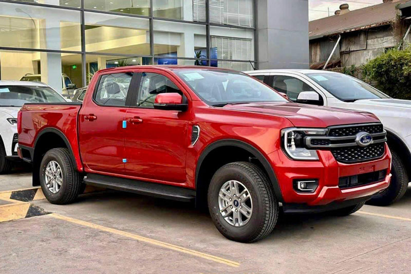 Bảng giá xe Ford tháng 6/2023: Đắt nhất 2,439 tỷ đồng