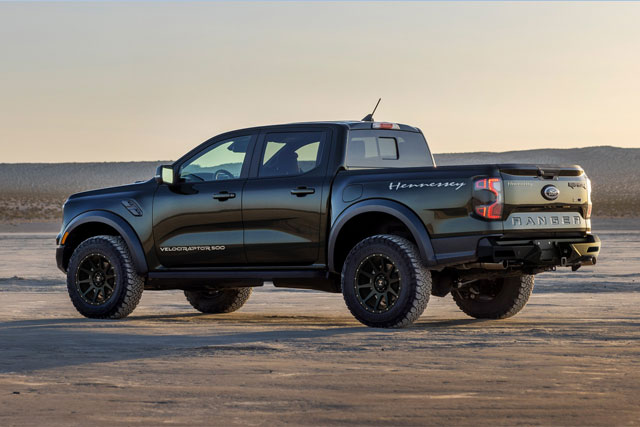 Ford Ranger Raptor mạnh hơn 500 mã lực với gói độ Hennessey