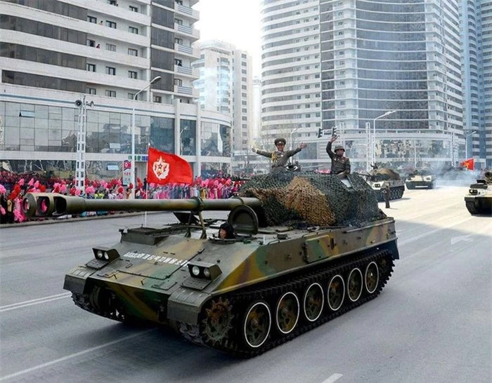 Pháo tự hành M2018 là vũ khí đầy bí ẩn của Quân đội Triều Tiên, ngay cả cỡ nòng của nó là 152 mm hay 155 mm vẫn còn gây ra nhiều tranh cãi giữa các chuyên gia quân sự quốc tế.