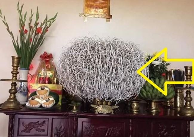 Bát hương có 3 điều này: Tổ Tiên tức giận ngày lụi bại không còn xa, 1 điềm thông báo may mắn liên tục