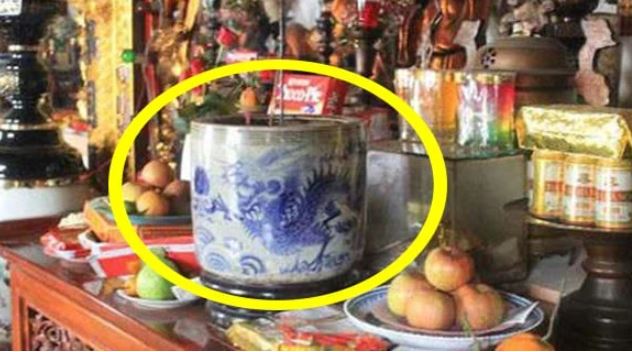 Bát hương có 3 dấu hiệu này ngày lụi bại không còn xa, thay ngay còn kịp