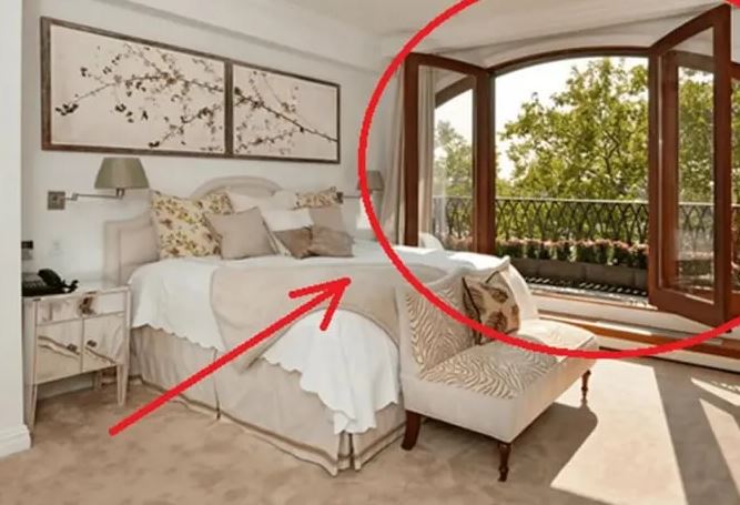 Tổ Tiên dặn kỹ: “Giường dựa 2 vách, gia đình không ốm đau liên miên cũng nợ nần chồng chất”