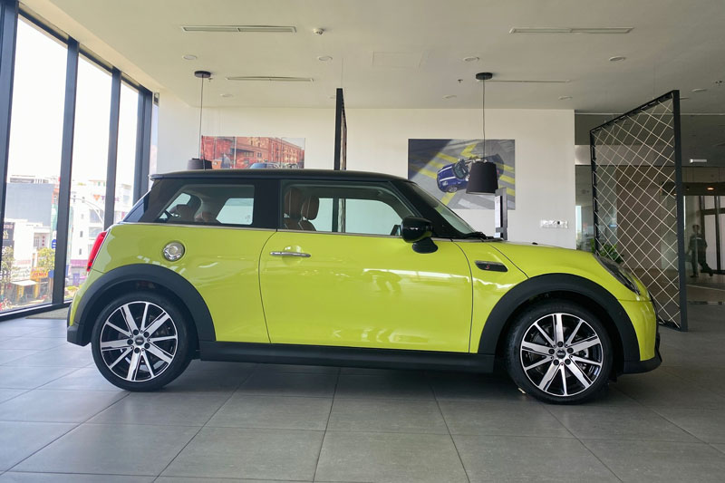 Bảng giá xe MINI tháng 6/2023