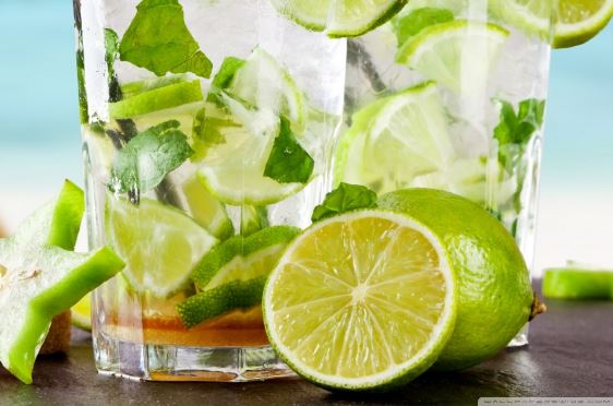 Thức uống giải nhiệt ngày nóng tốt cho phụ nữ mang thai