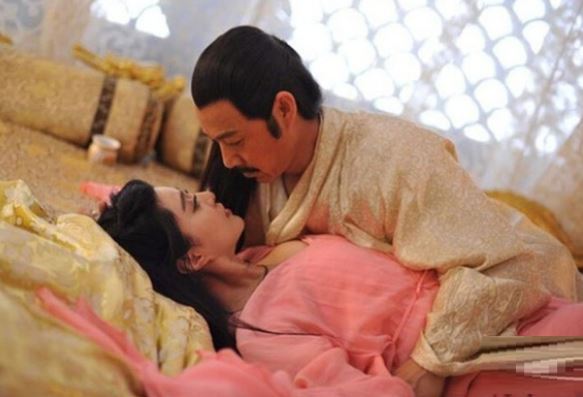 Thị tẩm cùng Hoàng đế: Phi tần nhà Thanh buộc phải làm theo “quy tắc ngầm” này, ai nghe cũng đỏ mặt