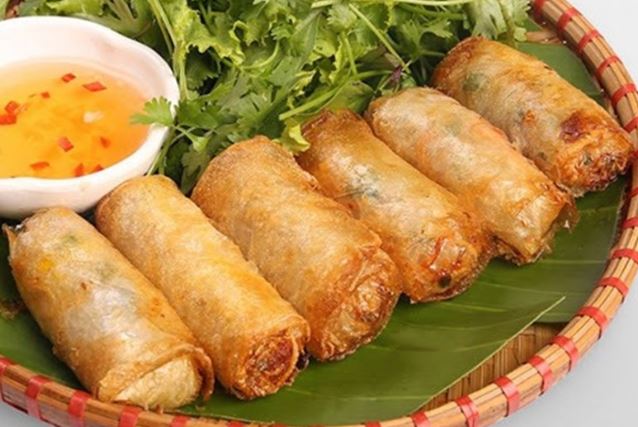 Cách rán nem giòn tan để lâu không lo ỉu