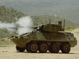 Clip: Pháo tự động MK44 Bushmaster II của Mỹ