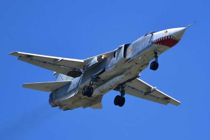 Ukraine gây bất ngờ lớn khi tích hợp tên lửa Storm Shadow vào máy bay Su-24M