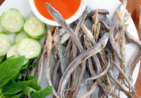 Loại cá chỉ 20 nghìn đồng mua được cả mớ, bị chê lắm xương nhưng cực giàu chất bổ