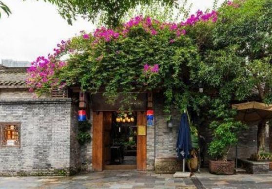 T&#x1ED5; ti&#xEA;n &#x111;&#xE3; d&#x1EB7;n: &#x201C;Th&#xE0; kh&#xF4;ng c&#xF3; s&#xE2;n c&#xF2;n h&#x1A1;n c&#xF3; ru&#x1ED9;ng tr&#x1B0;&#x1EDB;c nh&#xE0;&#x201D;&#x2019;, phong thu&#x1EF7; x&#x1B0;a nay &#x111;&#x1EC1;u r&#x1EA5;t k&#x1ECB;