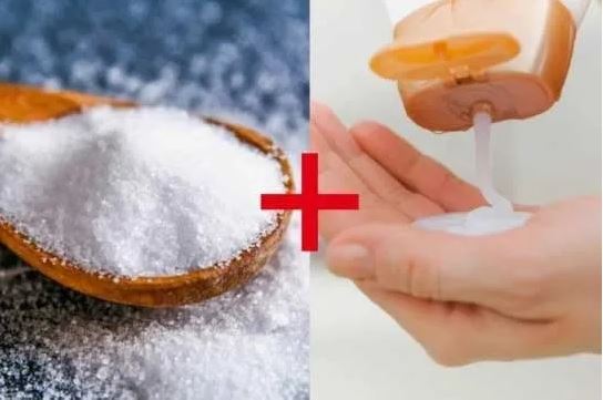 Trộn muối trắng vào dầu gội đầu: Tác dụng khiến cả phụ nữ và đàn ông đều thích
