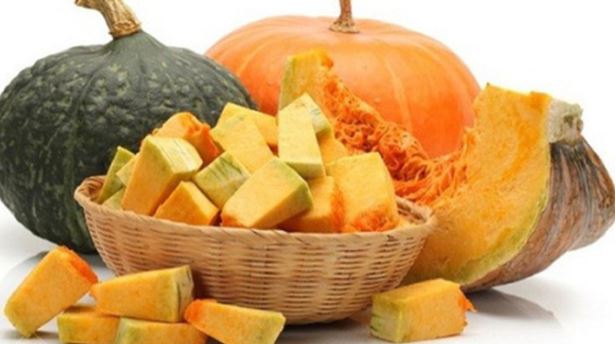 Công dụng bất ngờ của bí ngô đối với sức khỏe bạn nên biết