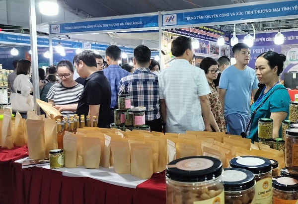 20 địa phương quảng bá sản phẩm tại Hội chợ hàng tiêu dùng Hà Nội 2023