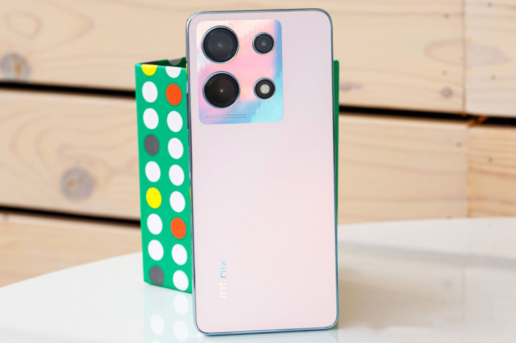 Smartphone chống nước, RAM 8 GB, sạc 45W, giá hơn 5 triệu đồng