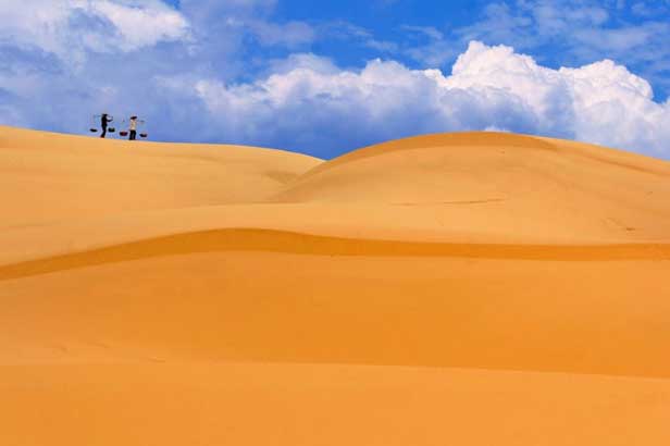 Tới Bình Thuận đừng quên ghé thăm đồi cát "biến hình"