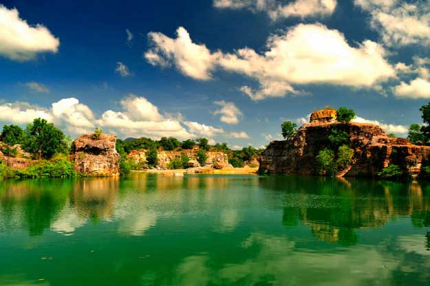 Lạc bước vào “tuyệt tình cốc” phiên bản miền Tây