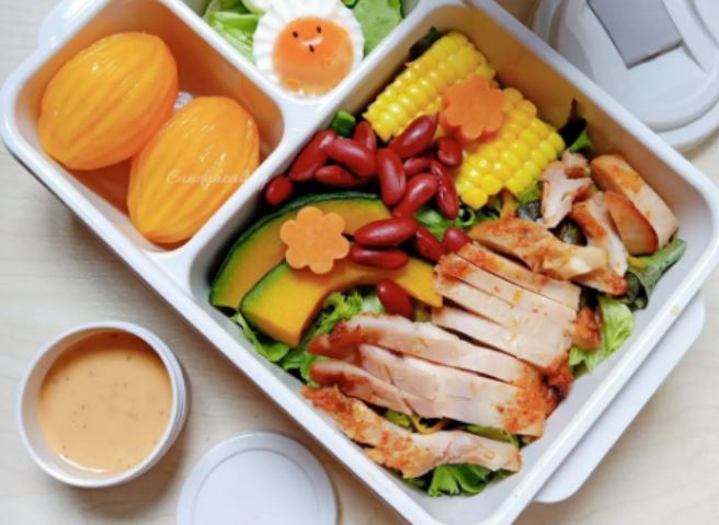 Mang cơm trưa đi làm cũng phải ghi nhớ 5 nguyên tắc sau để đảm bảo ăn ngon mà vẫn có dáng đẹp