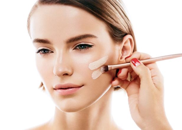 Mẹo dùng kem nền và serum đúng cách giúp da căng bóng, mịn màng trong phút chốc