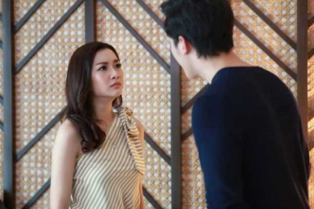 Chồng muốn đuổi tôi ra đường vì vô tình tiết lộ bí mật của bạn anh