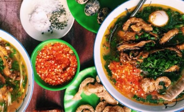 Cách nấu nồi bánh canh cá lóc ngon chuẩn vị